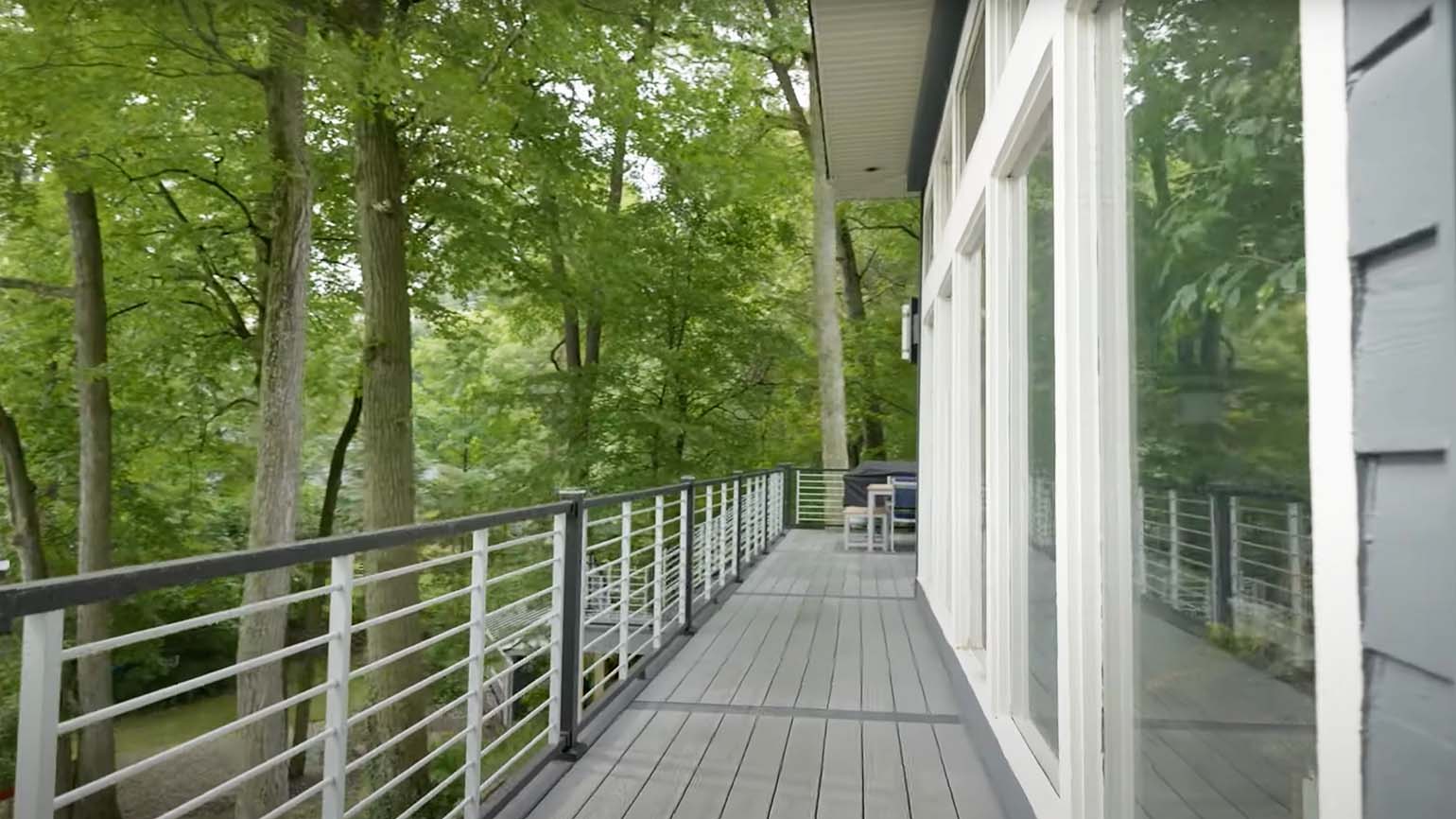 Decking Contractor Near Me